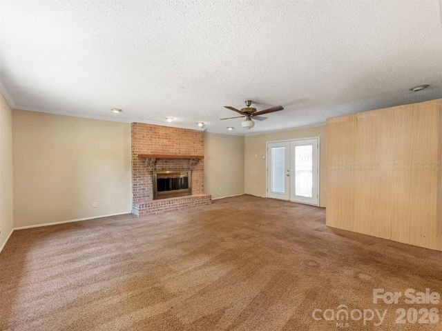 12301 Oakhaven Drive, Charlotte, NC 28273