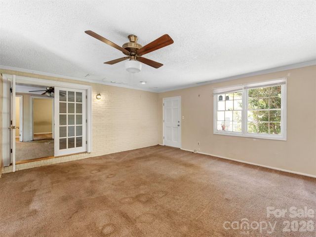 12301 Oakhaven Drive, Charlotte, NC 28273