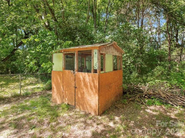 12301 Oakhaven Drive, Charlotte, NC 28273