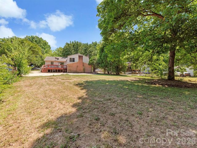 12301 Oakhaven Drive, Charlotte, NC 28273