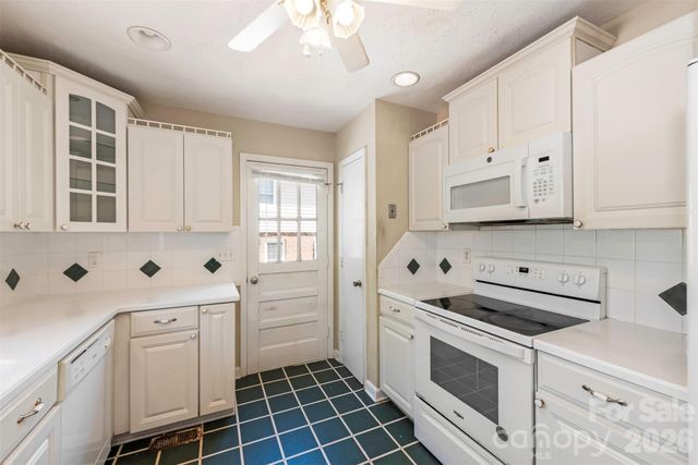 12301 Oakhaven Drive, Charlotte, NC 28273