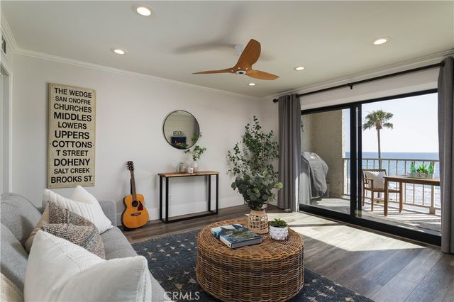 423 Avenida Granada 2, San Clemente, CA 92672
