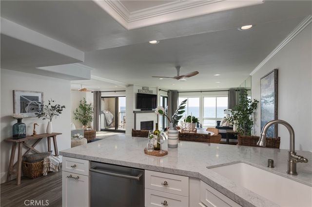 423 Avenida Granada 2, San Clemente, CA 92672