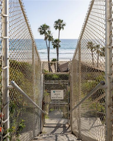 423 Avenida Granada 2, San Clemente, CA 92672