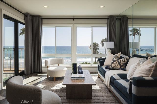 423 Avenida Granada 2, San Clemente, CA 92672
