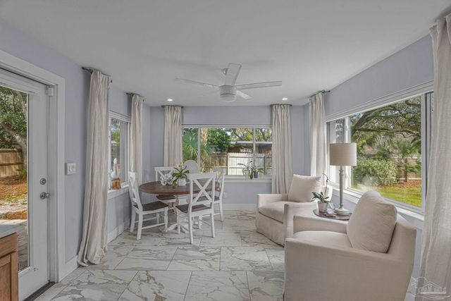 306 Shoreline Dr, Gulf Breeze, FL 32561