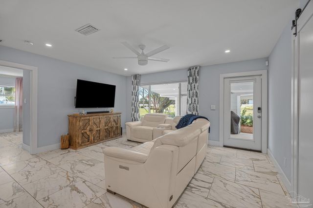 306 Shoreline Dr, Gulf Breeze, FL 32561