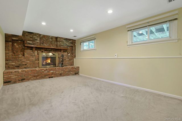 19 Von Beaste Lane, Congers, NY 10920