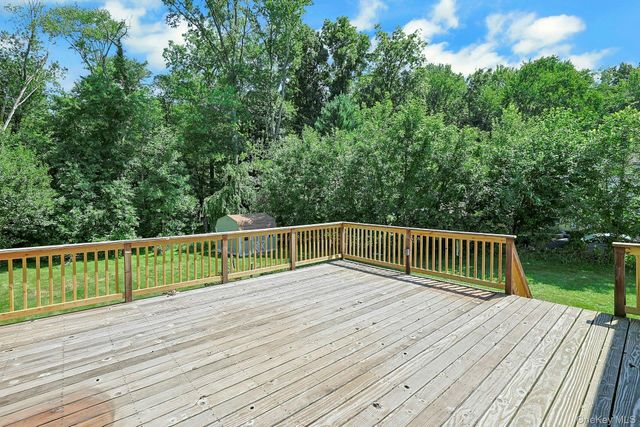 19 Von Beaste Lane, Congers, NY 10920