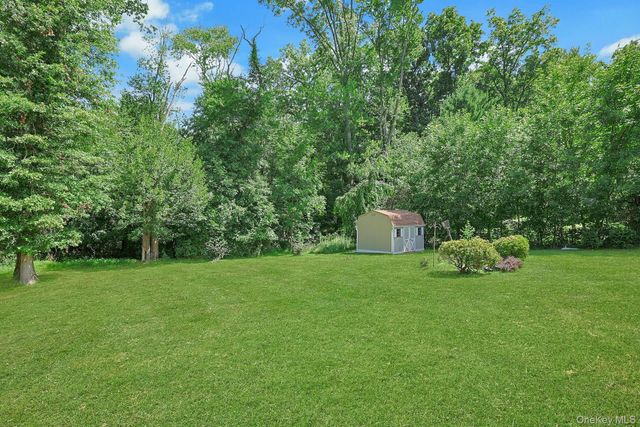 19 Von Beaste Lane, Congers, NY 10920