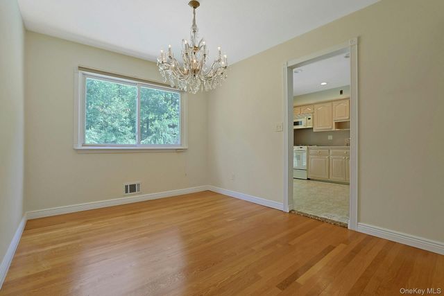 19 Von Beaste Lane, Congers, NY 10920