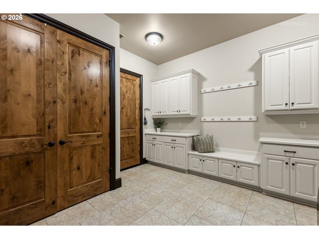 23827 Sw ROBSON Ter, Sherwood, OR 97140