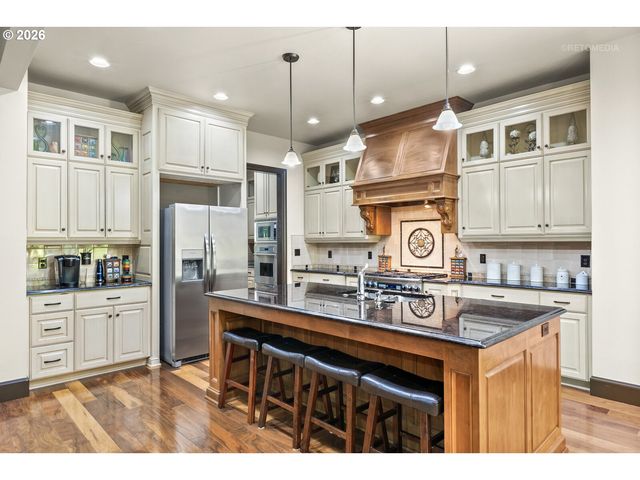 23827 Sw ROBSON Ter, Sherwood, OR 97140