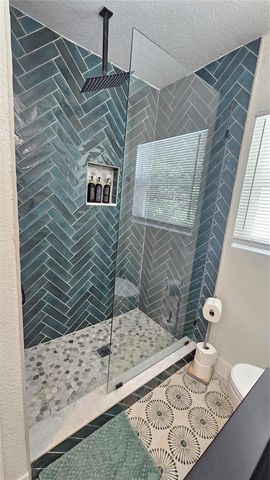 3011 W SPRUCE STREET, Tampa, FL 33607