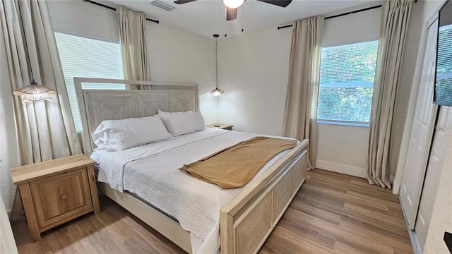 3011 W SPRUCE STREET, Tampa, FL 33607