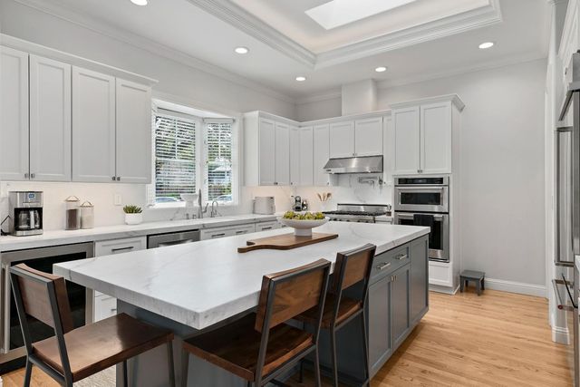 910 Cambridge Avenue, Menlo Park, CA 94025