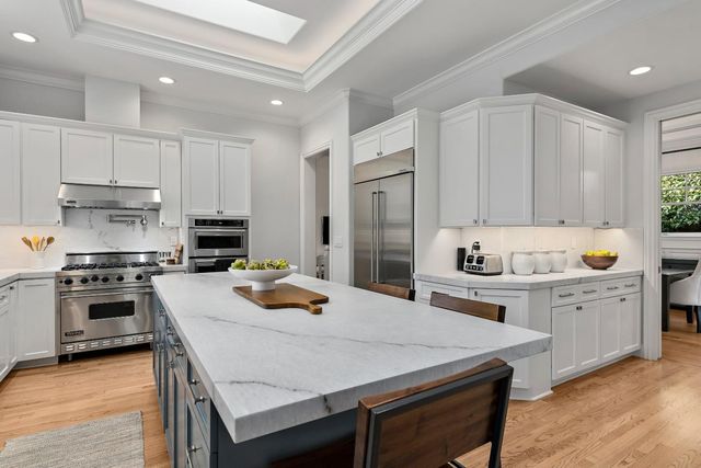 910 Cambridge Avenue, Menlo Park, CA 94025