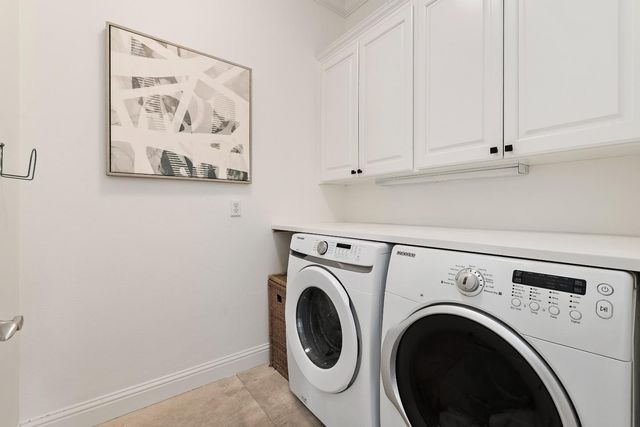 910 Cambridge Avenue, Menlo Park, CA 94025