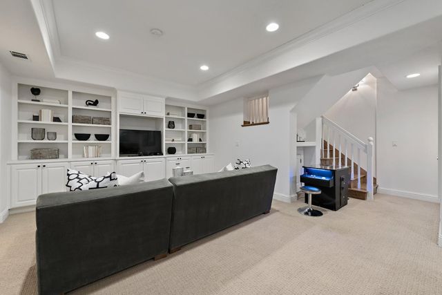 910 Cambridge Avenue, Menlo Park, CA 94025