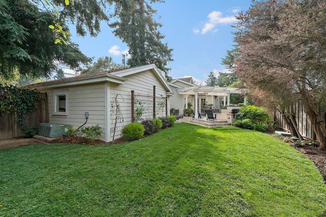 910 Cambridge Avenue, Menlo Park, CA 94025