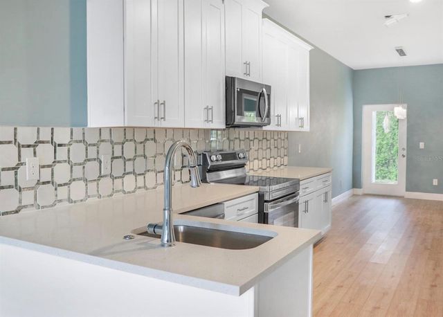 2005 GUAVA DRIVE, Edgewater, FL 32141