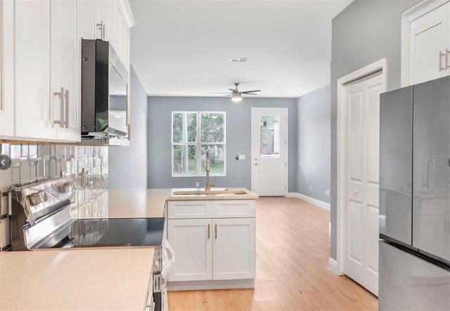 2005 GUAVA DRIVE, Edgewater, FL 32141