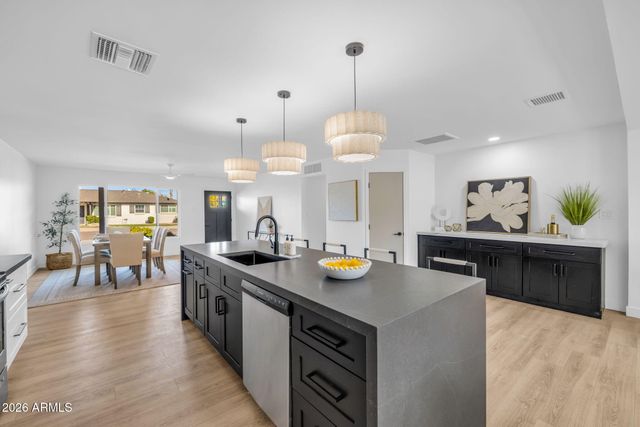 7415 E Holly Street, Scottsdale, AZ 85257