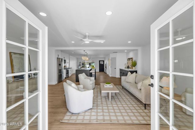 7415 E Holly Street, Scottsdale, AZ 85257