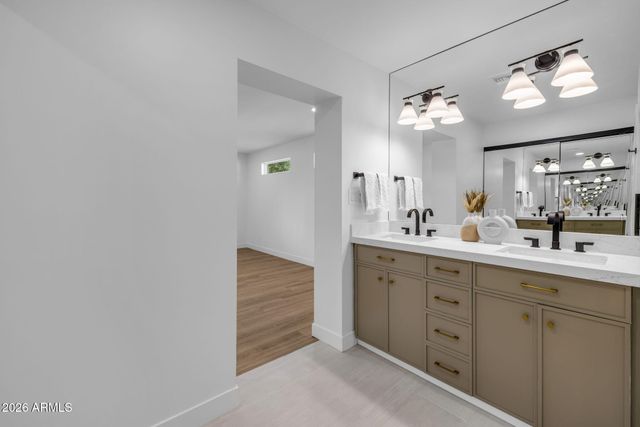 7415 E Holly Street, Scottsdale, AZ 85257