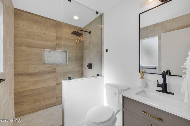 7415 E Holly Street, Scottsdale, AZ 85257