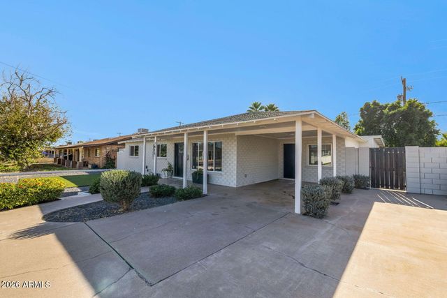 7415 E Holly Street, Scottsdale, AZ 85257