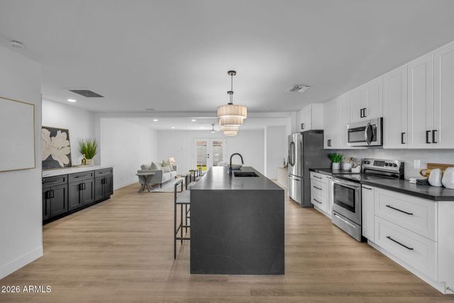 7415 E Holly Street, Scottsdale, AZ 85257