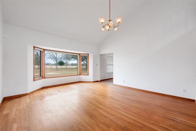 9811 Miner Road, Highlands, TX 77562