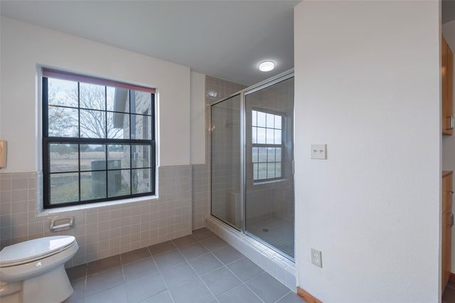 9811 Miner Road, Highlands, TX 77562