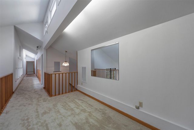 9811 Miner Road, Highlands, TX 77562