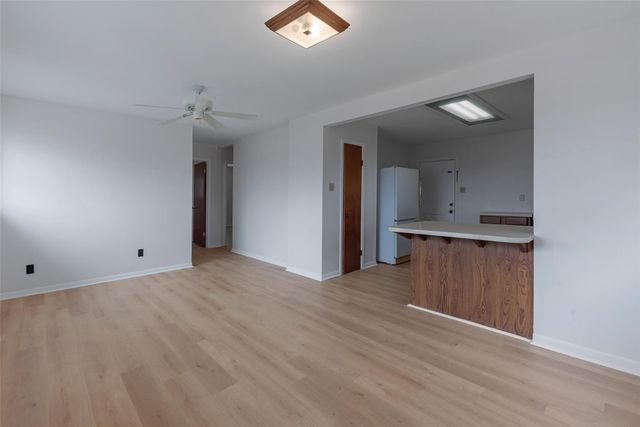 9811 Miner Road, Highlands, TX 77562