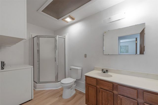 9811 Miner Road, Highlands, TX 77562