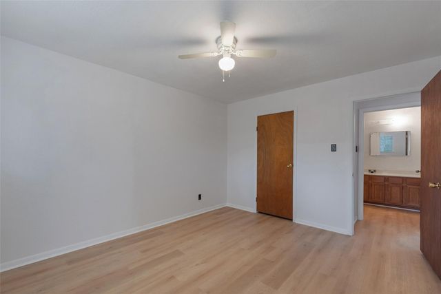 9811 Miner Road, Highlands, TX 77562