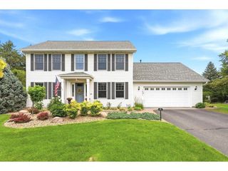1801 Grey Fox Lane, Hudson, WI 54016