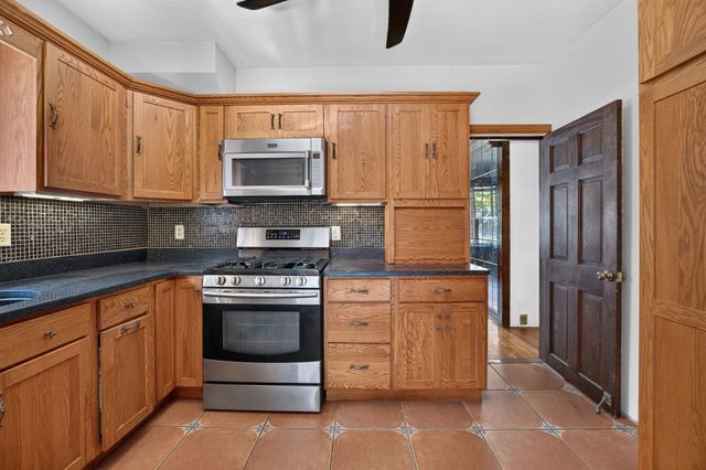230 Main St, Chelmsford, MA 01863