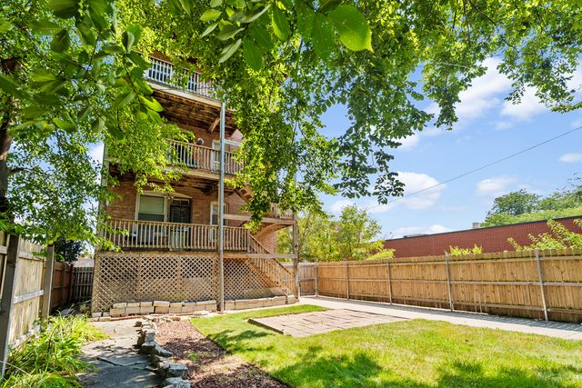 340 S Homan Street 3, Chicago, IL 60624