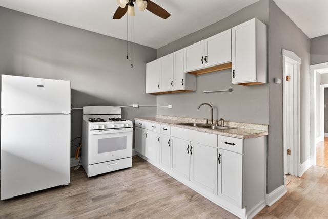 340 S Homan Street 3, Chicago, IL 60624