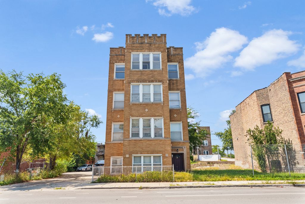 340 S Homan Street 3, Chicago, IL 60624