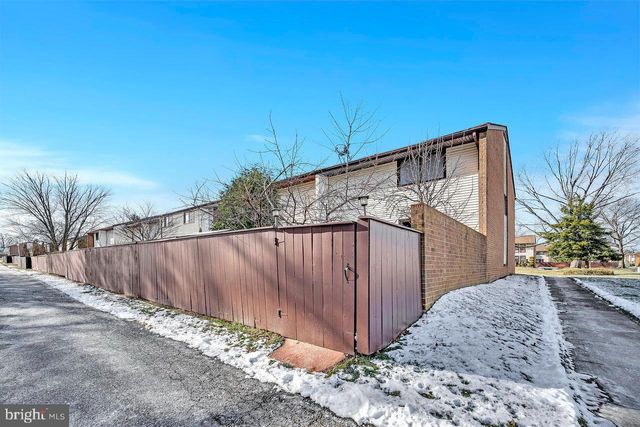 93 DANBURY CT, East Windsor, NJ 08520