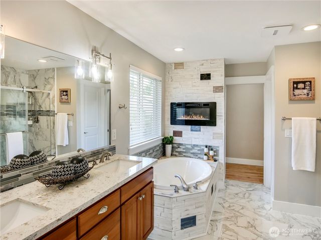6315 122nd St Court E, Puyallup, WA 98373