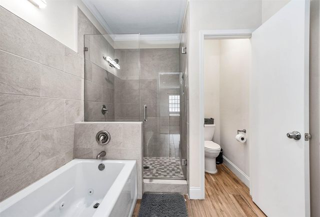 660 Wilcrest Drive 660, Houston, TX 77042