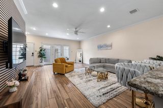 660 Wilcrest Drive 660, Houston, TX 77042