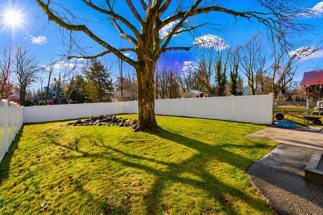 15 Buckingham St 2, Boston, MA 02136