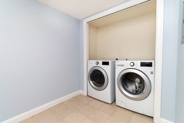 15 Buckingham St 2, Boston, MA 02136