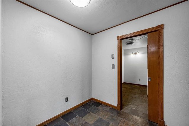 1101 2nd St, Chattanooga, OK 73528